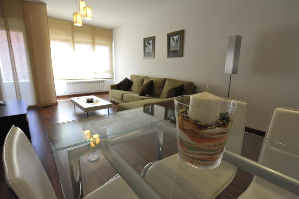 Apartamentos Turisticos Veladiez La Lastrilla Quarto foto